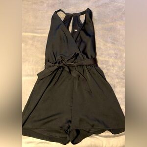 Express black romper small